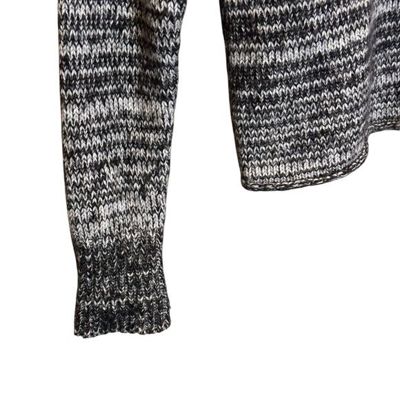 (Sold) Madewell Gray  White Merino Wool Mohair Yak Hair Blend Sweater X Small - Picture 4 of 9